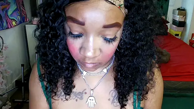 YasmineMinaj online show from 09-18-25, 05:15