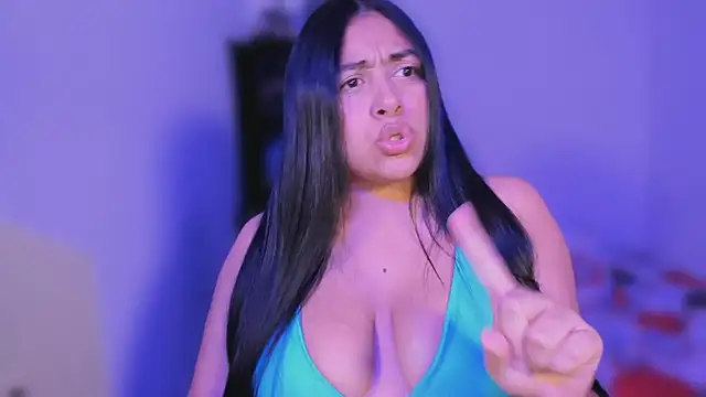 Soysofiarodrigu online show from 02-25-25, 08:19