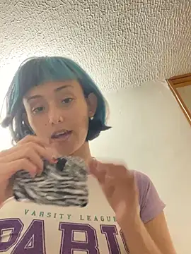 Snapshot of tati_cardenas chatting on 03-15-26, 05:35 tati cardenas online show from 03-15-26, 05:35