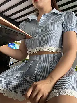 Jessical online show from 12-27-24, 05:09