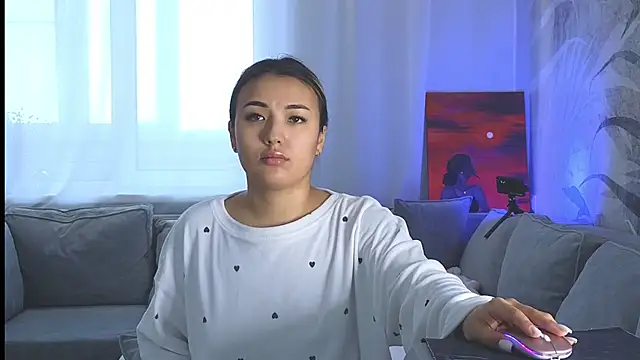 lily  foster online show from 02-17-25, 05:58