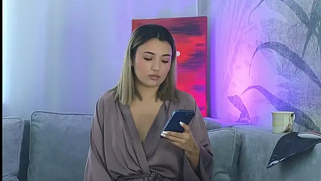 lily  foster online show from 02-26-25, 01:41