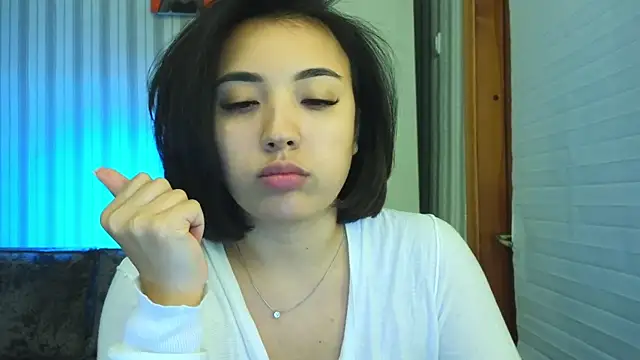 lily  foster online show from 09-25-25, 08:01