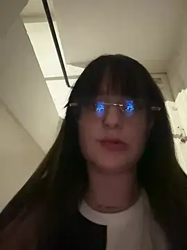 Snapshot of Megan_lu2 chatting on 01-10-25, 05:47 Megan lu2 online show from 01-10-25, 05:47