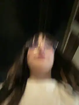 Snapshot of Megan_lu2 chatting on 02-22-25, 11:57 Megan lu2 online show from 02-22-25, 11:57