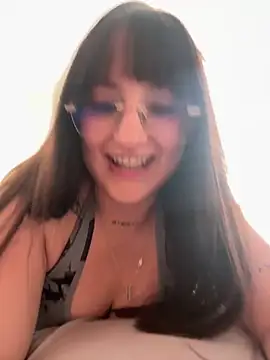 Snapshot of Megan_lu2 chatting on 02-26-25, 01:43 Megan lu2 online show from 02-26-25, 01:43