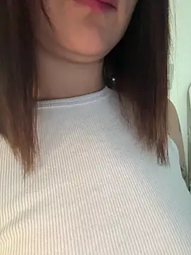 Snapshot of Megan_lu2 chatting on 11-19-25, 12:16 Megan lu2 online show from 11-19-25, 12:16