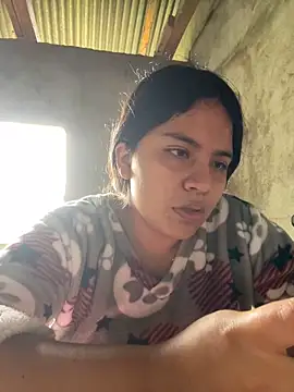 moncerrat luna online show from 02-21-25, 03:21