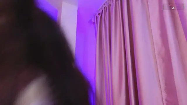 Emiily Scott1 online show from 06-11-26, 02:53