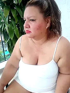 HORNY MATURE25 online show from 09-14-25, 04:50