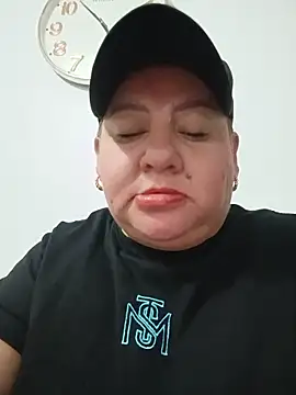 HORNY MATURE25 online show from 05-26-26, 09:49