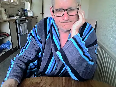 daddyflash online show from 06-06-26, 09:36