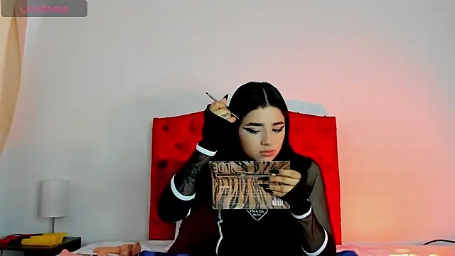 aliice walker  online show from 12-17-24, 12:33