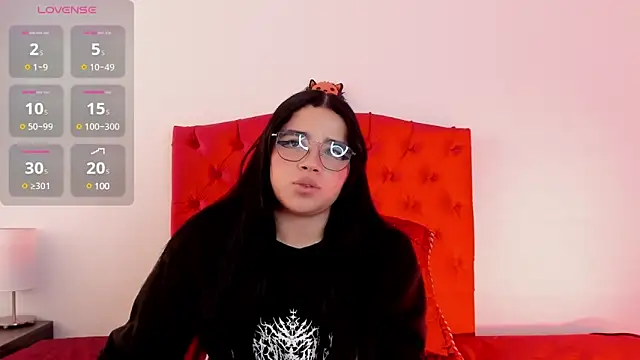 aliice walker  online show from 12-19-24, 06:34