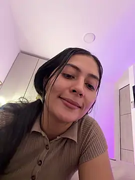 Sophie  Foxxx online show from 04-04-26, 08:17