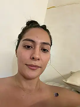 Sophie  Foxxx online show from 04-21-26, 03:57