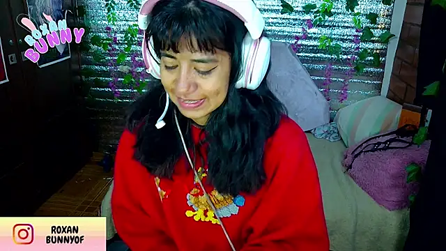 Roxanbunny1 online show from 02-02-26, 01:48