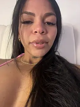 Snapshot of Charly_ chatting on 11-02-25, 04:26 Charly online show from 11-02-25, 04:26