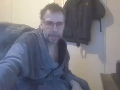 ptitcanard60600 online show from 02-06-25, 04:25