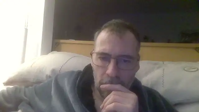 ptitcanard60600 online show from 03-16-25, 10:53