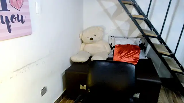 samantha baby  online show from 01-24-25, 01:24