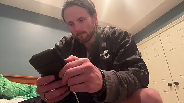 alexmannd online show from 12-25-24, 01:53