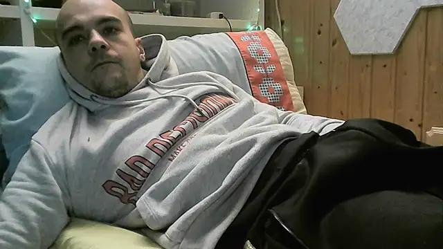 ItalianVinDiesel online show from 11-02-25, 06:38