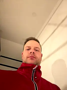 Danii0790 online show from 12-18-25, 04:51