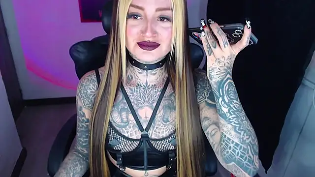 Snapshot of Anaii_Gomez chatting on 12-09-24, 07:18 Anaii Gomez online show from 12-09-24, 07:18