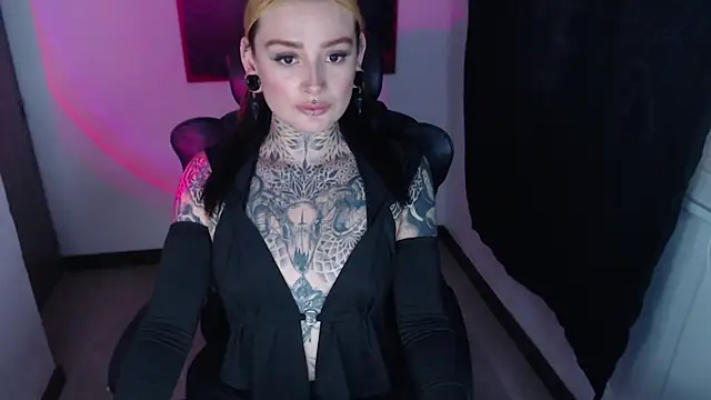 Snapshot of Anaii_Gomez chatting on 01-07-25, 07:59 Anaii Gomez online show from 01-07-25, 07:59