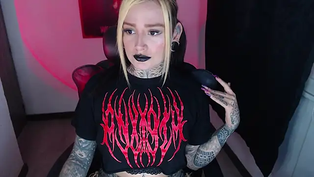 Snapshot of Anaii_Gomez chatting on 01-08-25, 08:07 Anaii Gomez online show from 01-08-25, 08:07