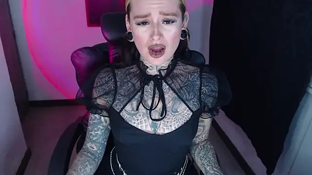 Snapshot of Anaii_Gomez chatting on 01-10-25, 10:36 Anaii Gomez online show from 01-10-25, 10:36