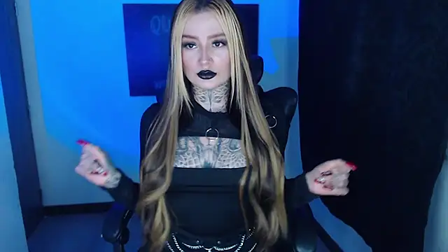 Snapshot of Anaii_Gomez chatting on 02-13-25, 06:38 Anaii Gomez online show from 02-13-25, 06:38