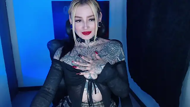 Snapshot of Anaii_Gomez chatting on 02-18-25, 06:58 Anaii Gomez online show from 02-18-25, 06:58