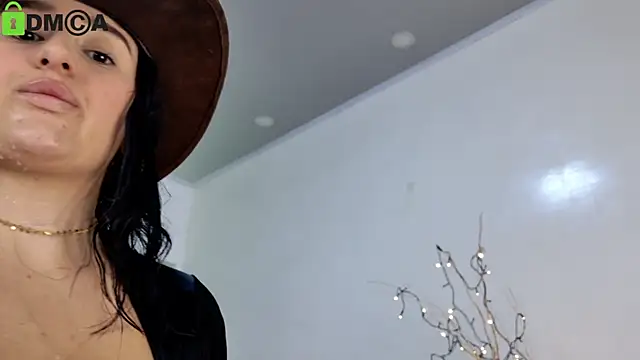 Sisirojas online show from 12-20-24, 10:54