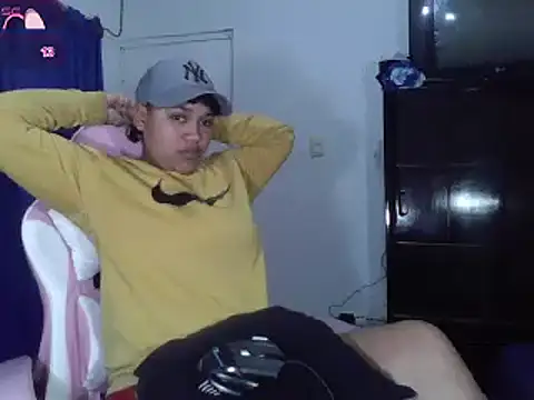 Charis 21 online show from 02-13-25, 07:21