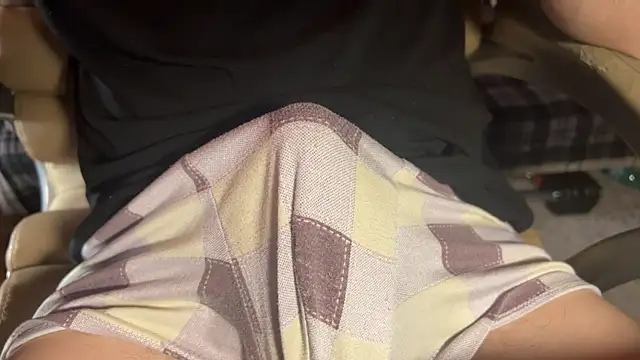 Snapshot of Materdox chatting on 11-25-25, 12:05 Materdox online show from 11-25-25, 12:05