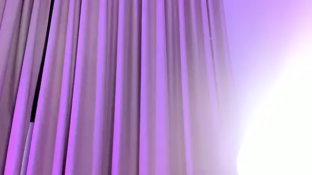 NoraDasilva online show from 02-15-25, 12:37