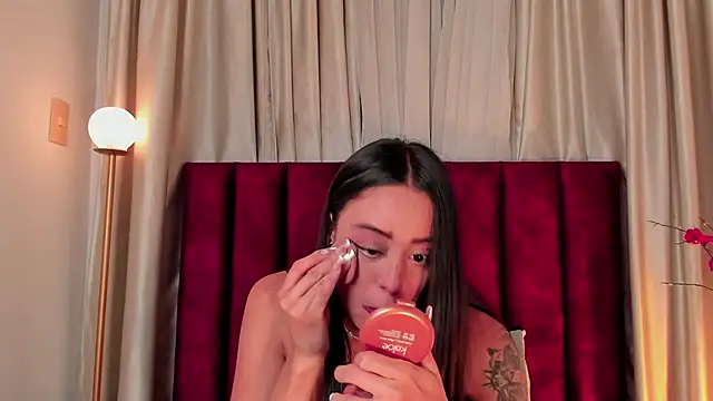 NoraDasilva online show from 02-20-25, 12:52