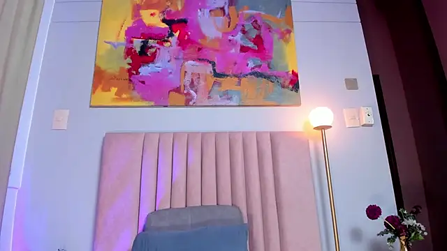 NoraDasilva online show from 04-24-26, 11:51