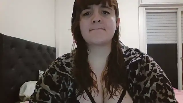 Bombon ok online show from 11-02-25, 04:37