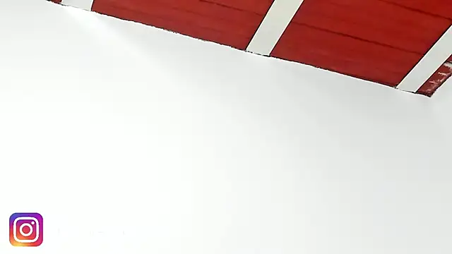 Snapshot of Kloe-squirts chatting on 12-03-25, 02:30 Kloe-squirts online show from 12-03-25, 02:30