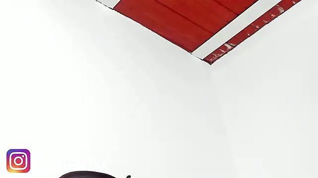 Snapshot of Kloe-squirts chatting on 12-05-25, 03:04 Kloe-squirts online show from 12-05-25, 03:04