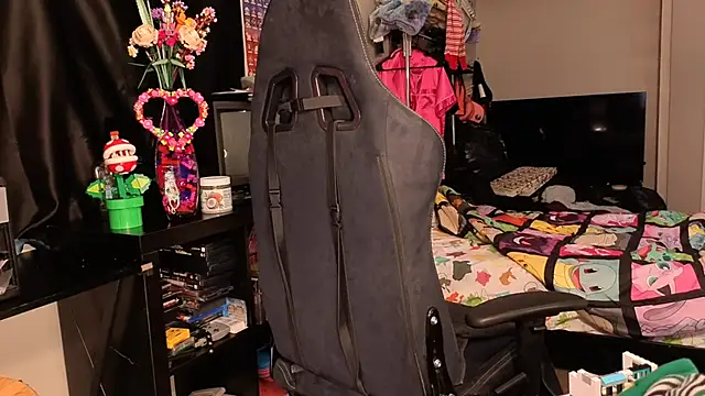 ShinyCherub online show from 02-28-25, 08:20