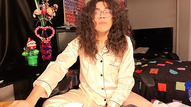 ShinyCherub online show from 03-02-25, 12:31