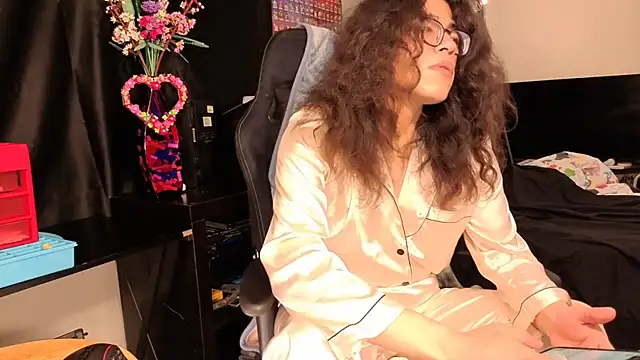 ShinyCherub online show from 03-13-25, 12:16