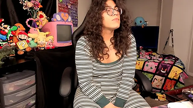 ShinyCherub online show from 11-04-25, 01:16