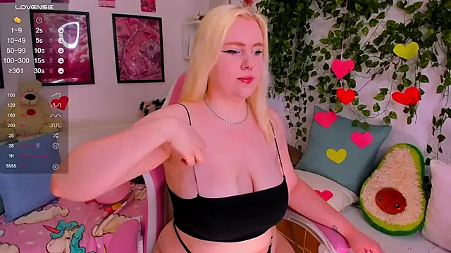 art lovee online show from 03-07-26, 01:24