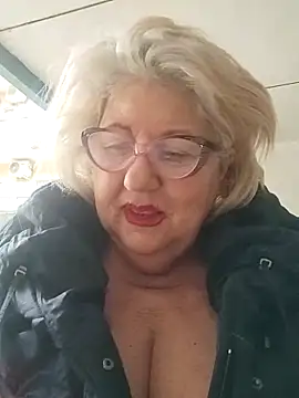 Snapshot of Merilulla chatting on 03-14-25, 02:19 Merilulla online show from 03-14-25, 02:19