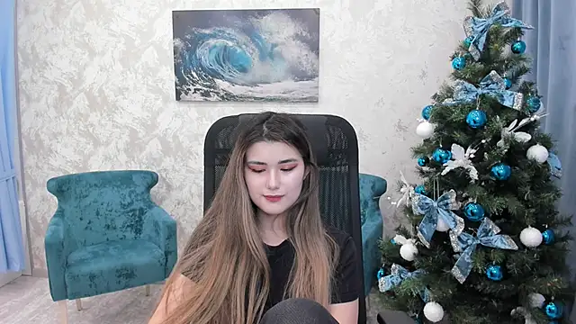 Snapshot of AnneTLi chatting on 12-29-24, 10:56 AnneTLi online show from 12-29-24, 10:56